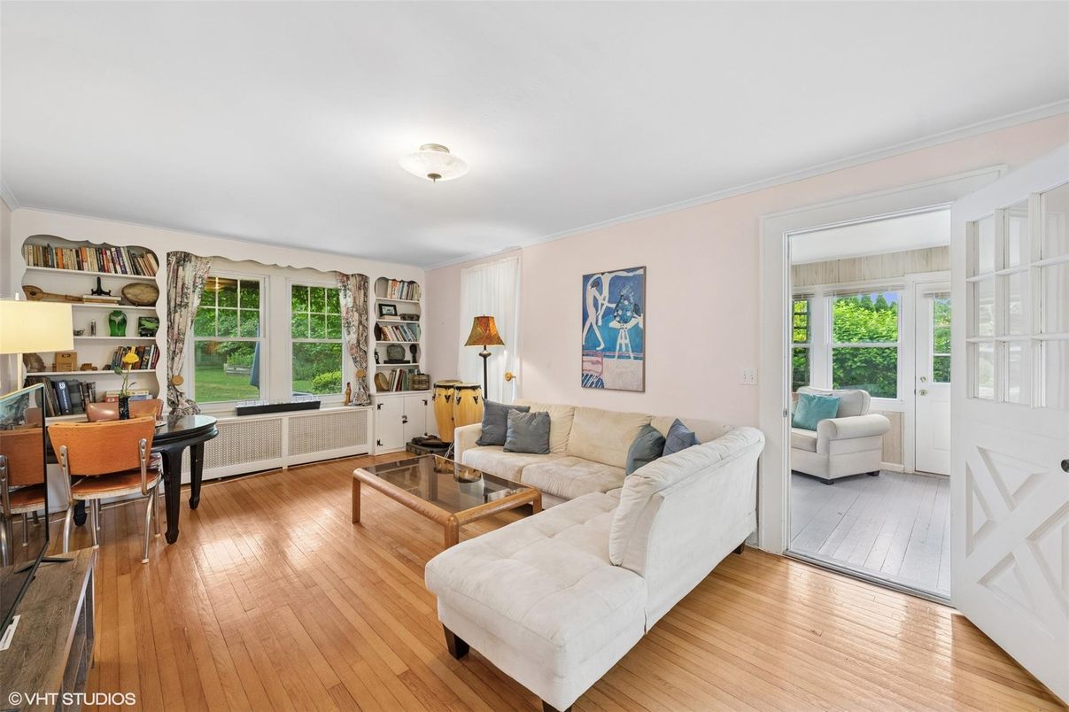 Dining room, Interior, Living room, Wood Texture Flooring