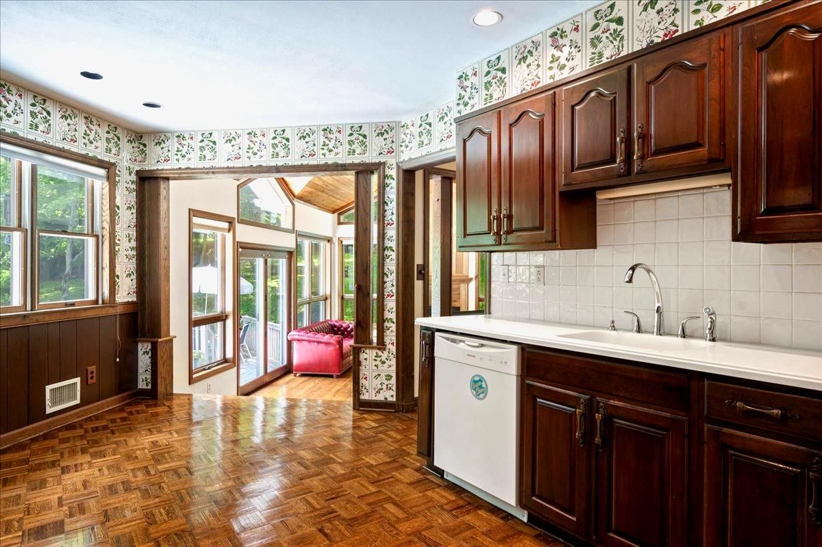 Interior, Kitchen, Recessed Lighting, Wood Texture Flooring