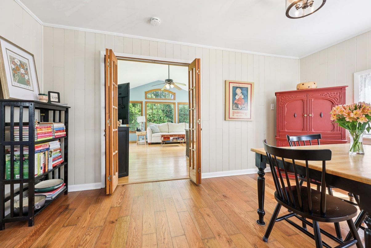 Dining room, Interior, Wood Texture Flooring