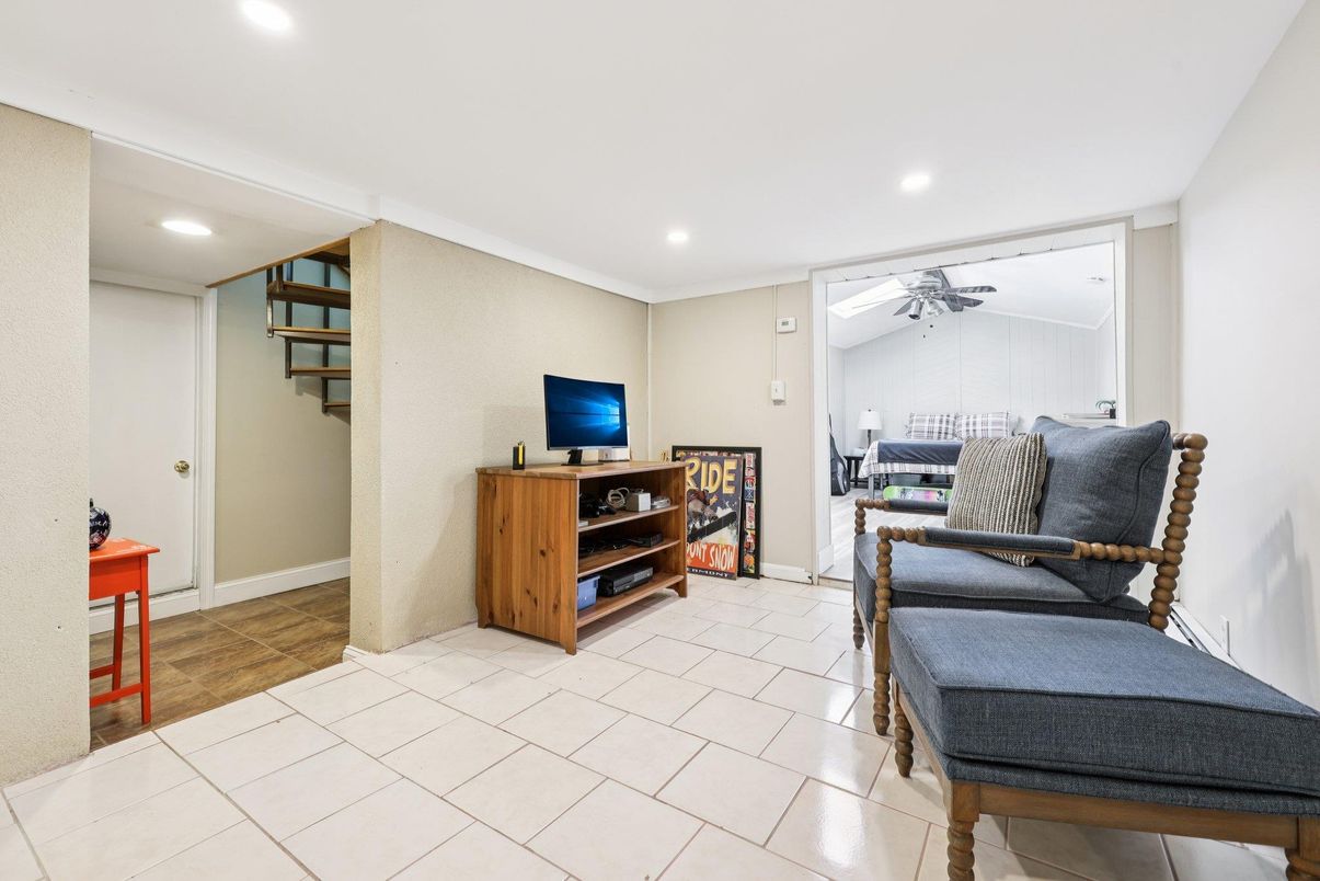 Interior, Recessed Lighting