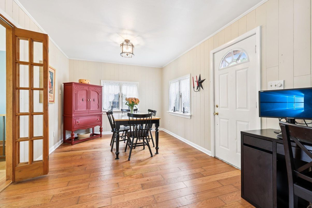 Dining room, Interior, Wood Texture Flooring