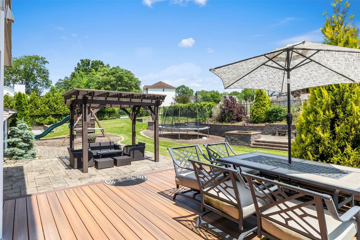 Backyard, Exterior, Playground