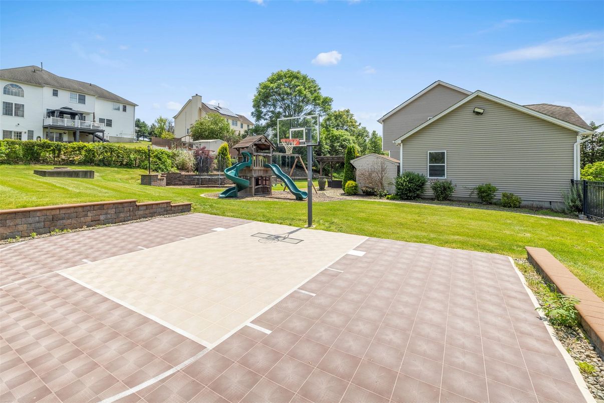 Backyard, Exterior, Playground