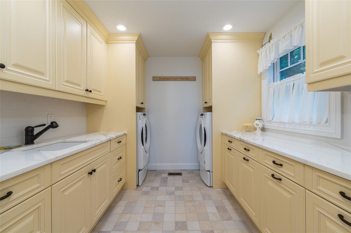 Interior, Recessed Lighting, Washer