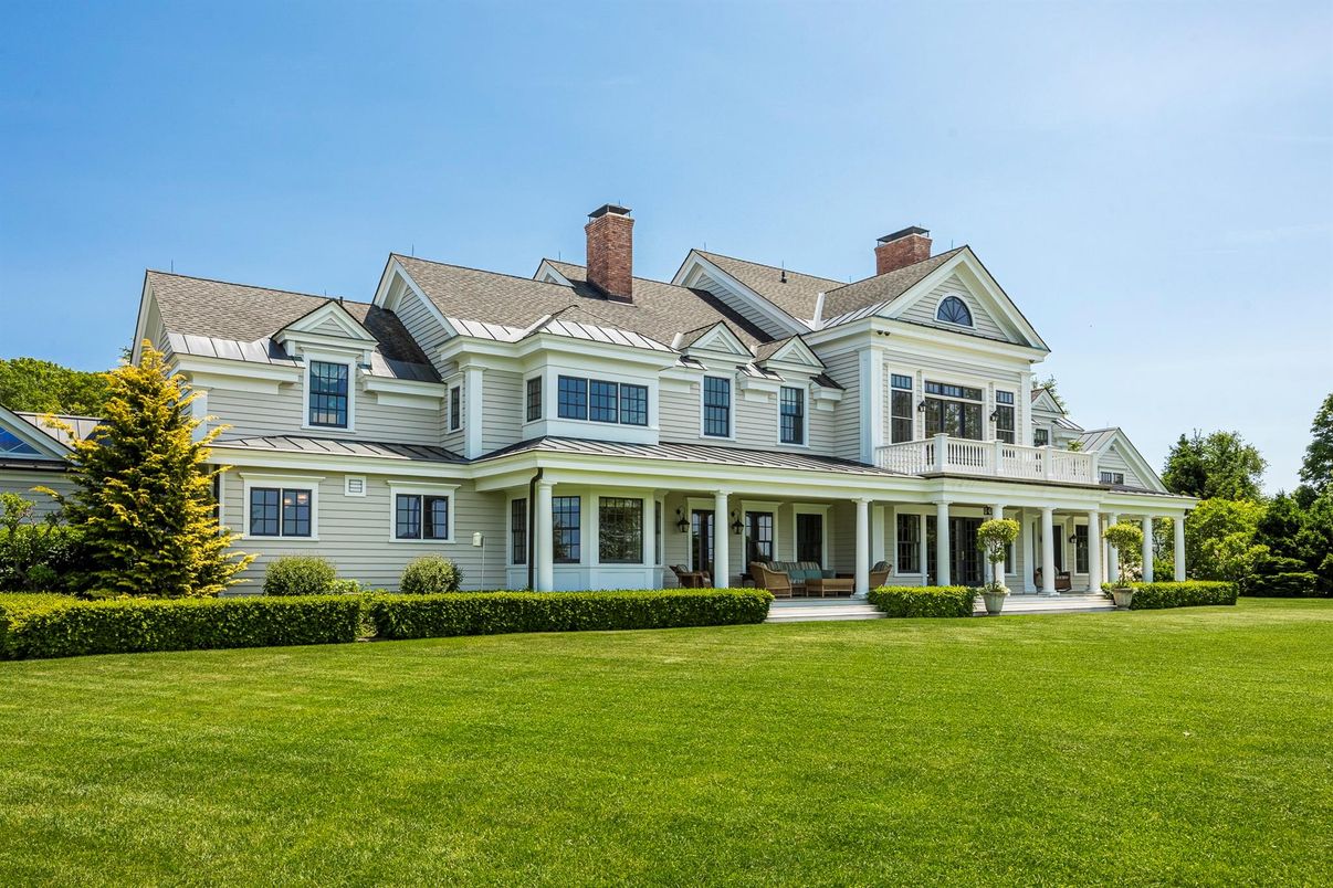 Backyard, Exterior, Facade, Farmhouse