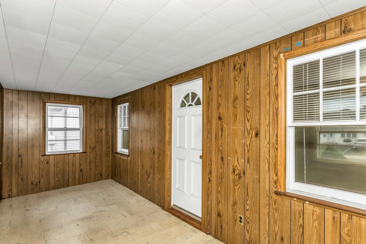 Empty room, Interior, Wood Texture Flooring, Wooden Walls