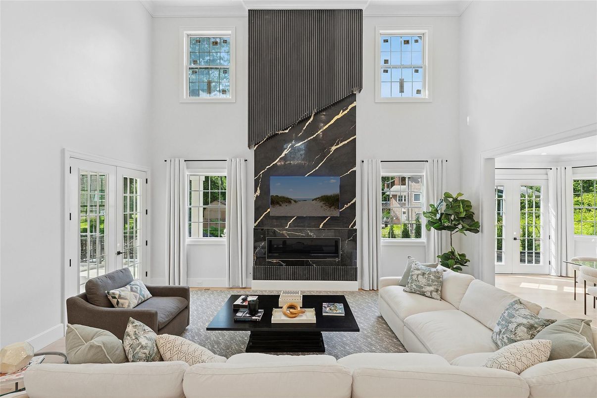 Fireplace, Interior, Living room