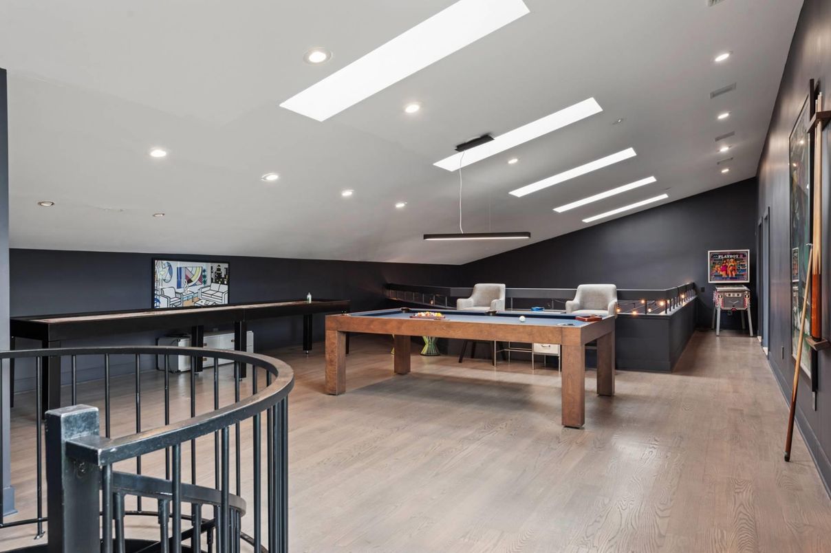 Billiard Table, Game Room, Interior, Recessed Lighting, Wood Texture Flooring