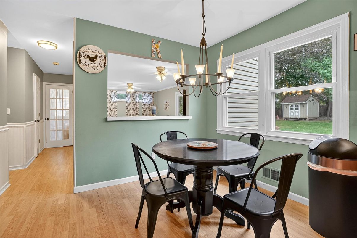 Chandelier, Dining room, Interior, Pendant Lights, Wood Texture Flooring