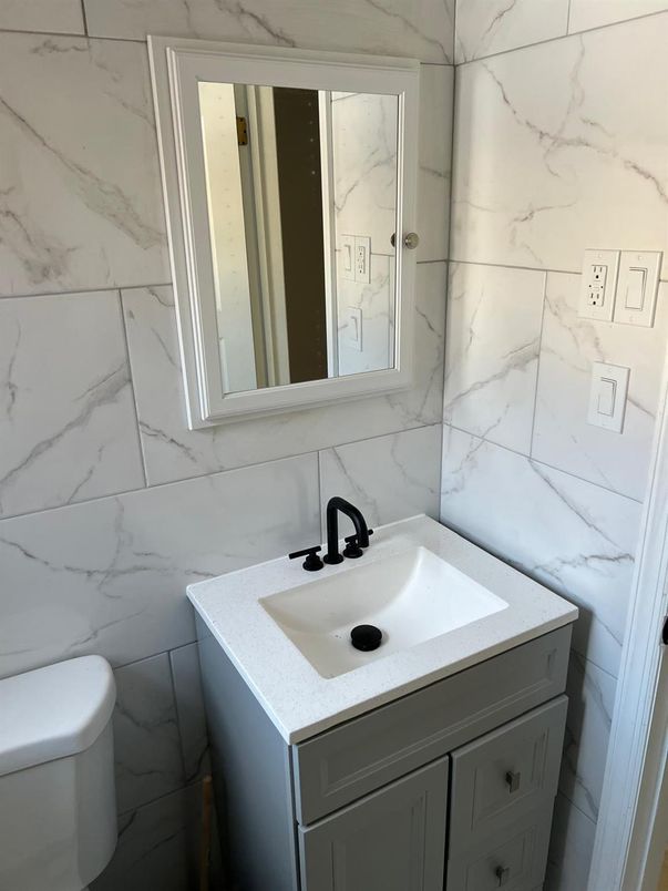 Bathroom, Interior, Marble Walls