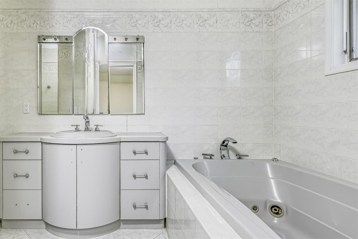 Bathroom, Dual Sink Vanities, Interior, Marble, Marble Walls