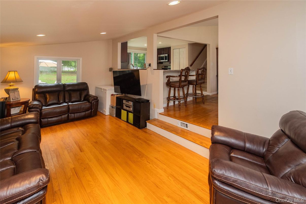 Interior, Kitchen, Living room, Recessed Lighting, Wood Texture Flooring