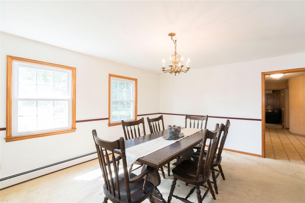 Chandelier, Dining room, Interior