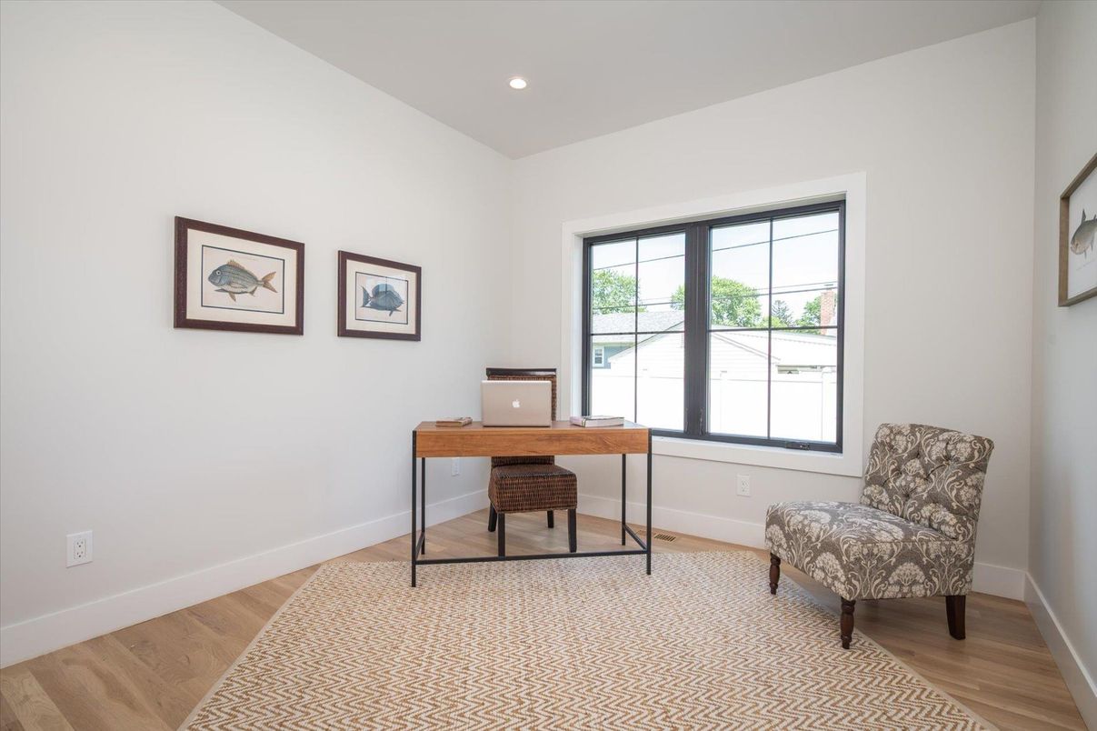 Home Office, Interior, Recessed Lighting, Wood Texture Flooring