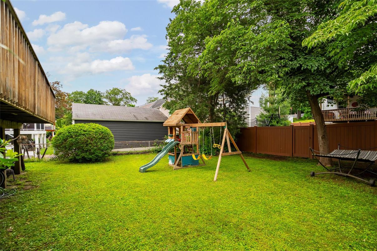 Backyard, Exterior, Playground