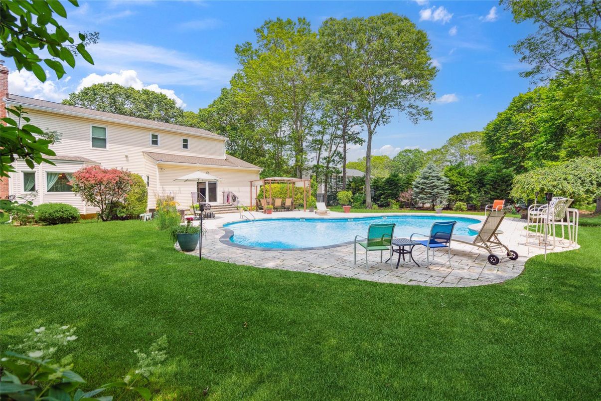 Backyard, Exterior, Pool