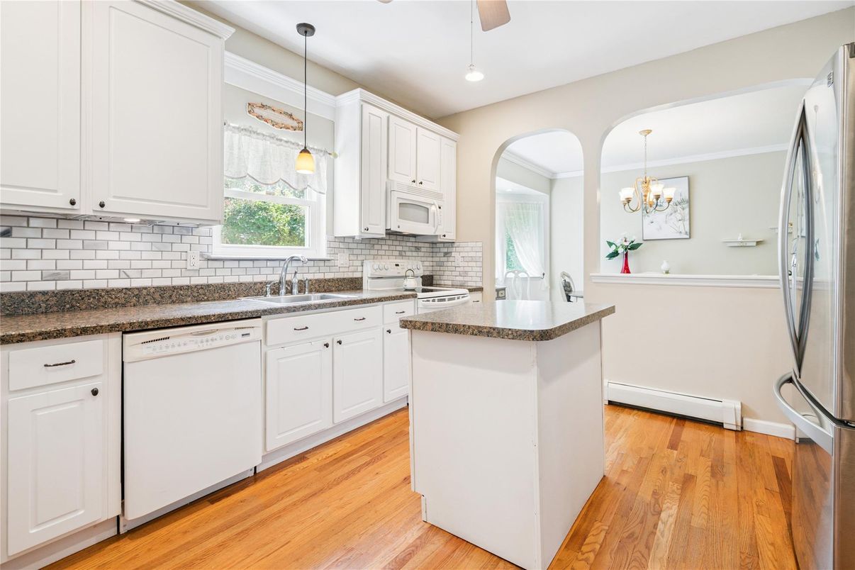 Chandelier, Interior, Kitchen, Pendant Lights, Recessed Lighting, Wood Texture Flooring