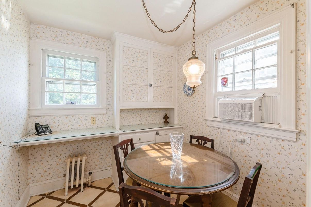 Dining room, Interior, Pendant Lights