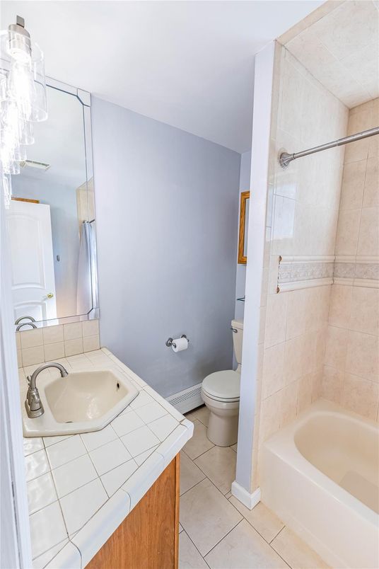 Bathroom, Interior, Tile Countertops