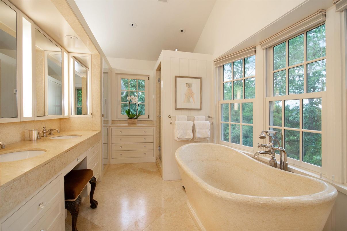 Bathroom, Dual Sink Vanities, Free Standing Baths, Interior, Recessed Lighting