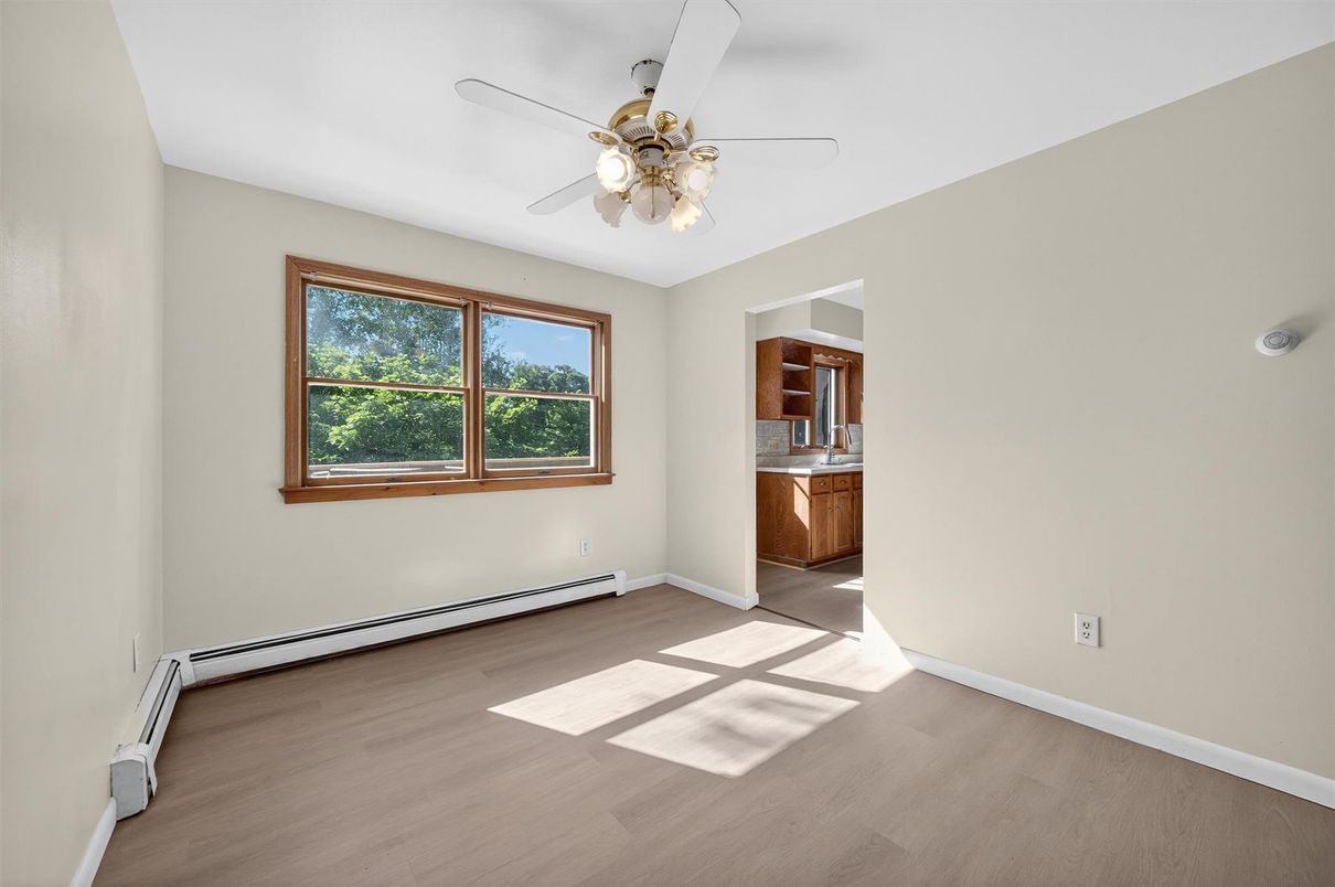 Empty room, Interior, Kitchen, Wood Texture Flooring