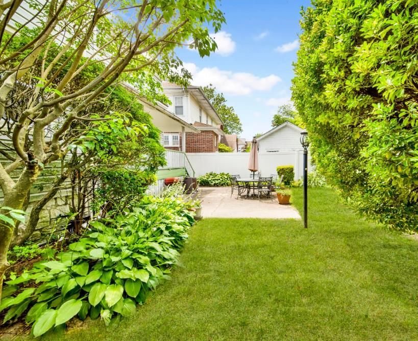 Backyard, Detached Garage, Exterior