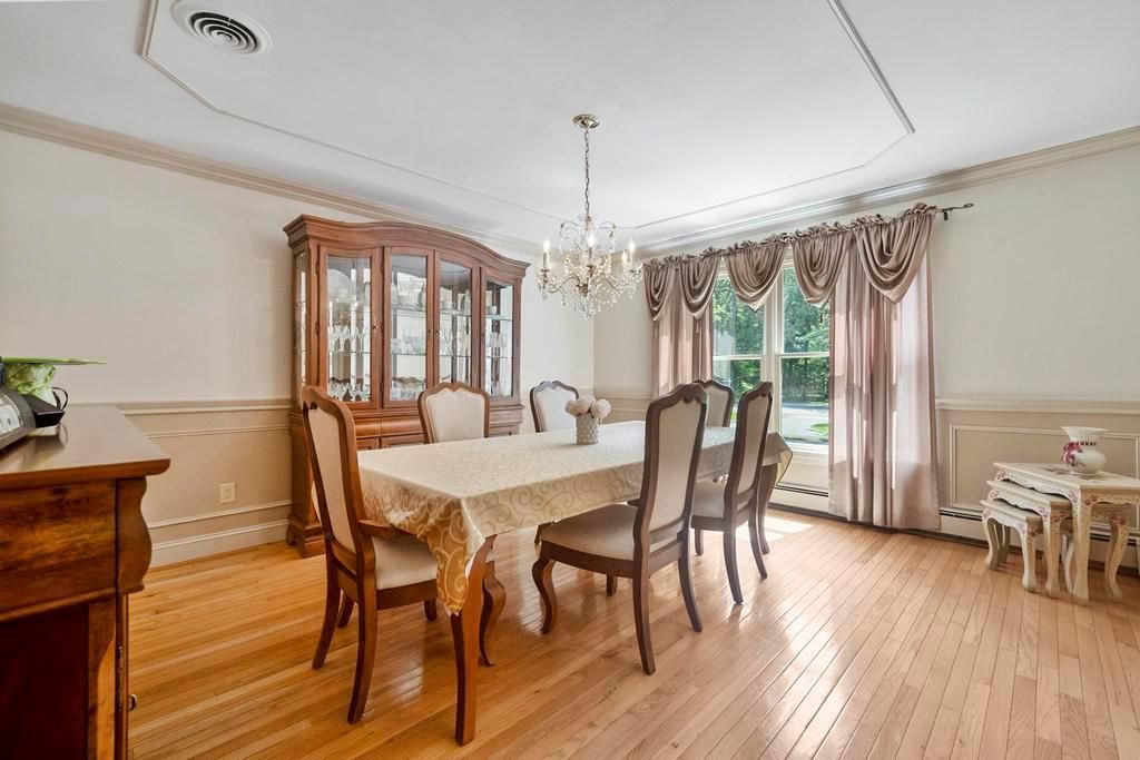Chandelier, Dining room, Interior, Wood Texture Flooring