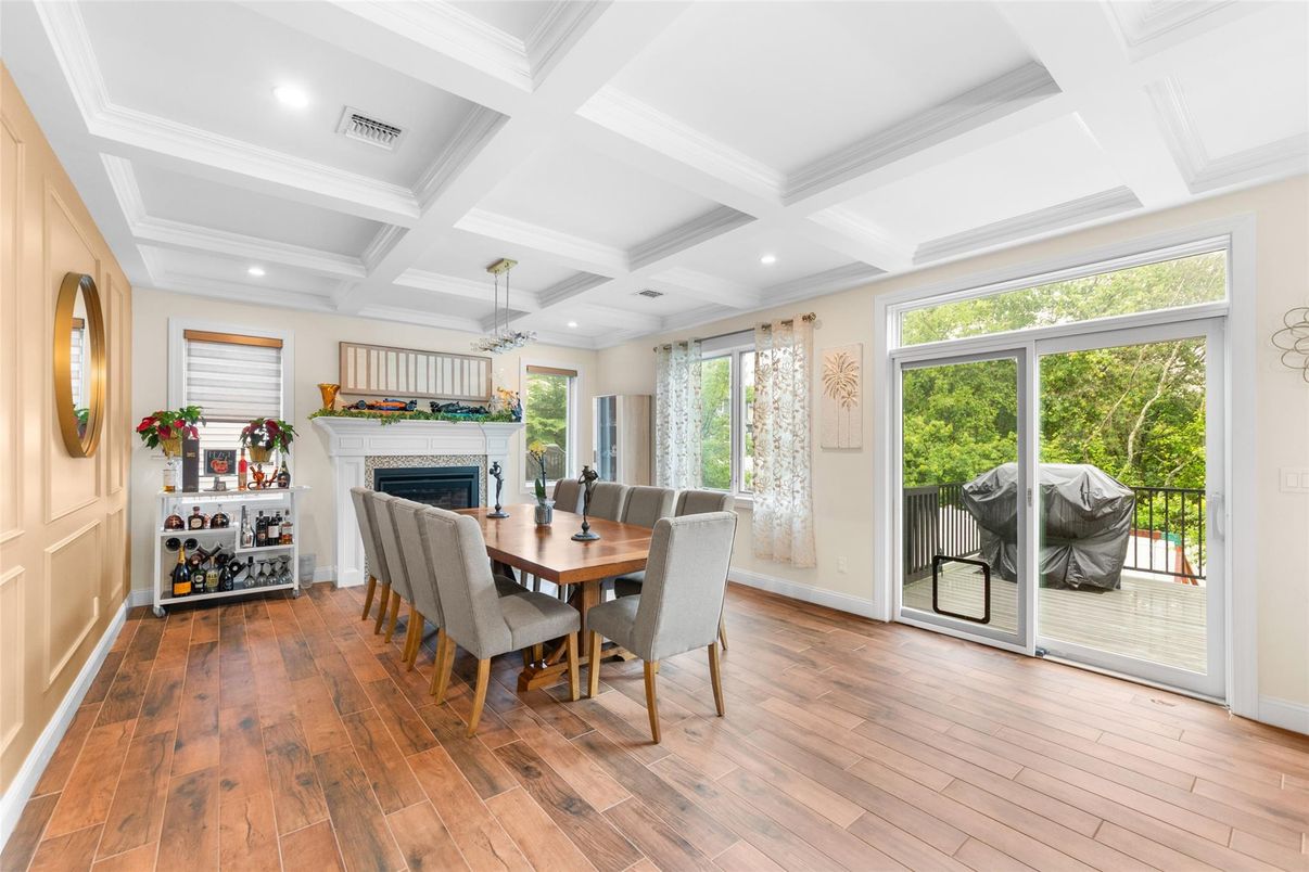 Dining room, Fireplace, Interior, Recessed Lighting, Wood Texture Flooring