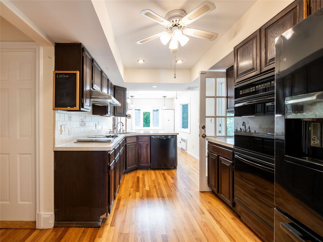 Interior, Kitchen, Recessed Lighting, Wood Texture Flooring