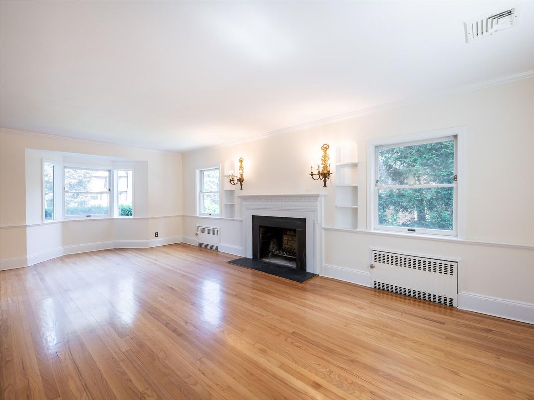 Empty room, Fireplace, Interior, Wood Texture Flooring