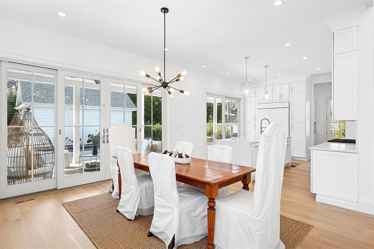 Dining room, Interior, Kitchen, Pendant Lights, Recessed Lighting, Wood Texture Flooring