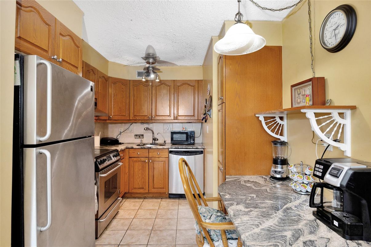 Interior, Kitchen, Stainless Steel Appliances