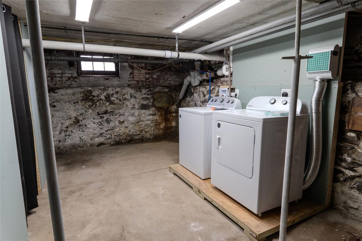 Interior, Stone Walls, Utility Closets, Washer