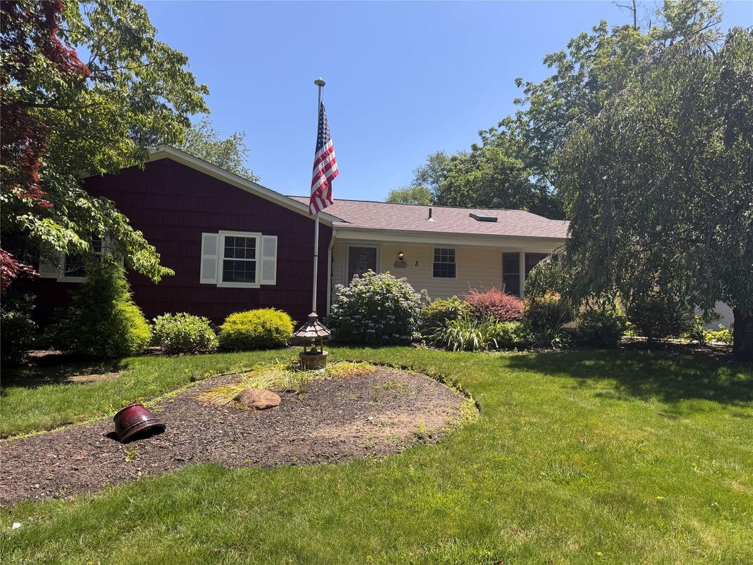 Backyard, Exterior, Facade, Ranch