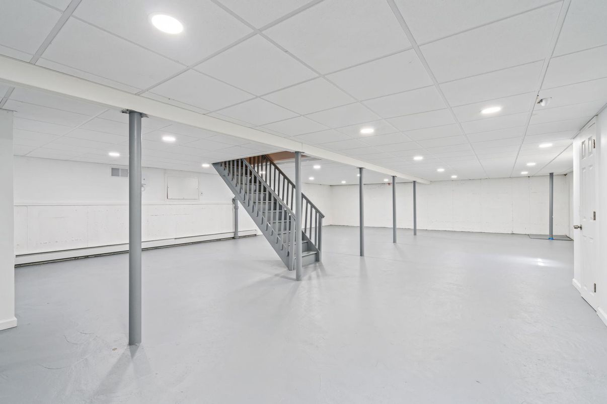 Interior, Recessed Lighting
