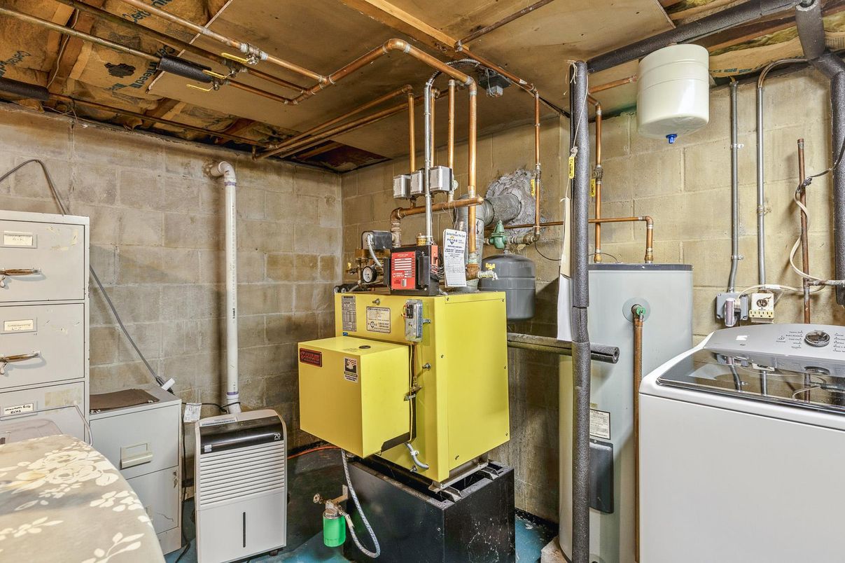 Interior, Stone Walls, Washer