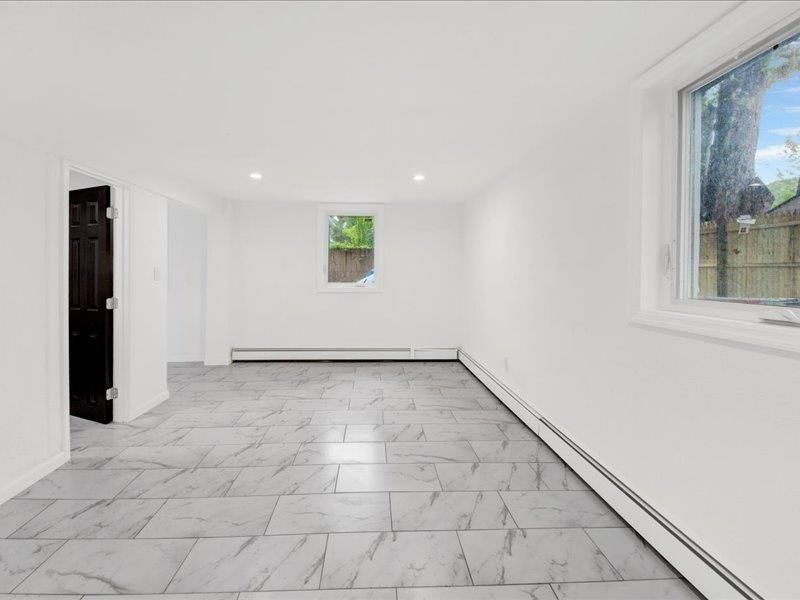 Empty room, Interior, Marble, Recessed Lighting