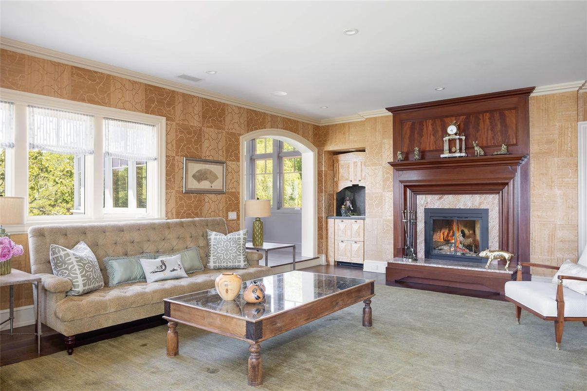 Fireplace, Interior, Living room, Recessed Lighting, Wood Texture Flooring