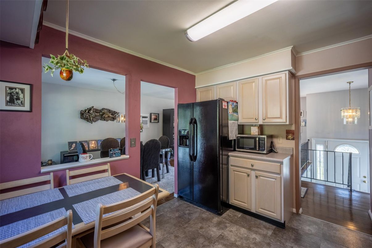 Dining room, Interior, Kitchen, Pendant Lights, Wood Texture Flooring