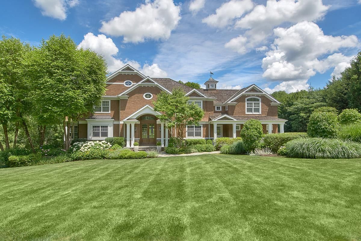 Backyard, Exterior, Facade, Brick Traditional