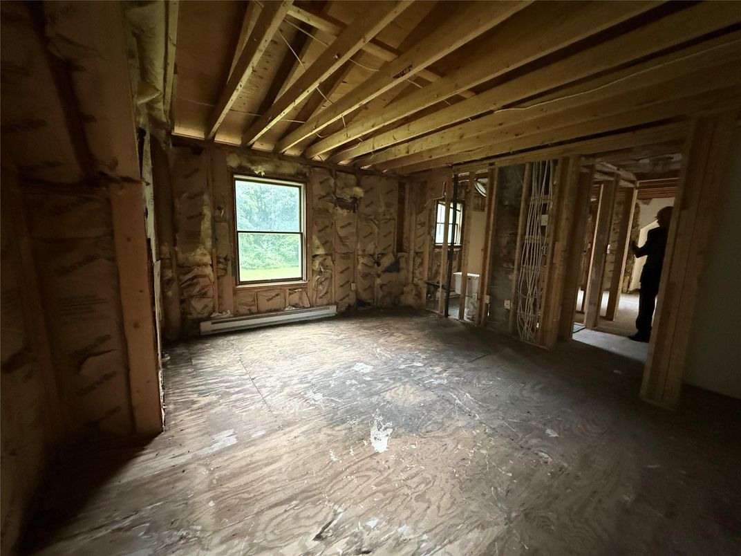 Empty room, Interior, Wooden Beams, Wooden Walls