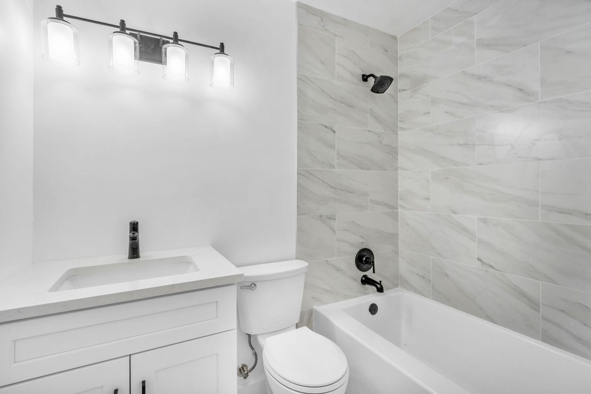 Bathroom, Interior, Marble Walls