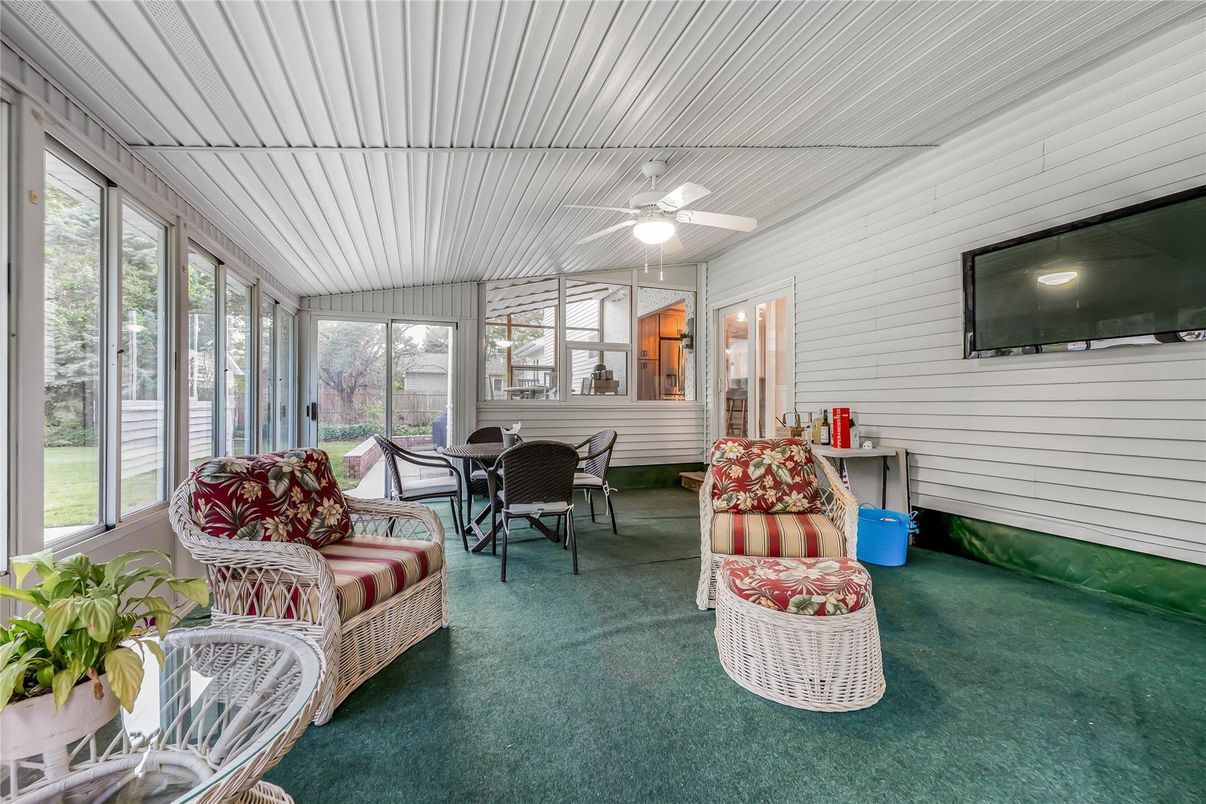 Dining room, Interior, Sun Room