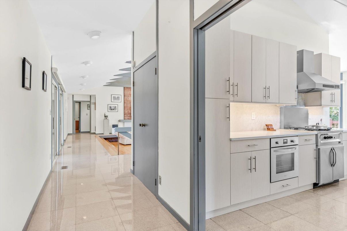 Interior, Kitchen, Recessed Lighting, Washer