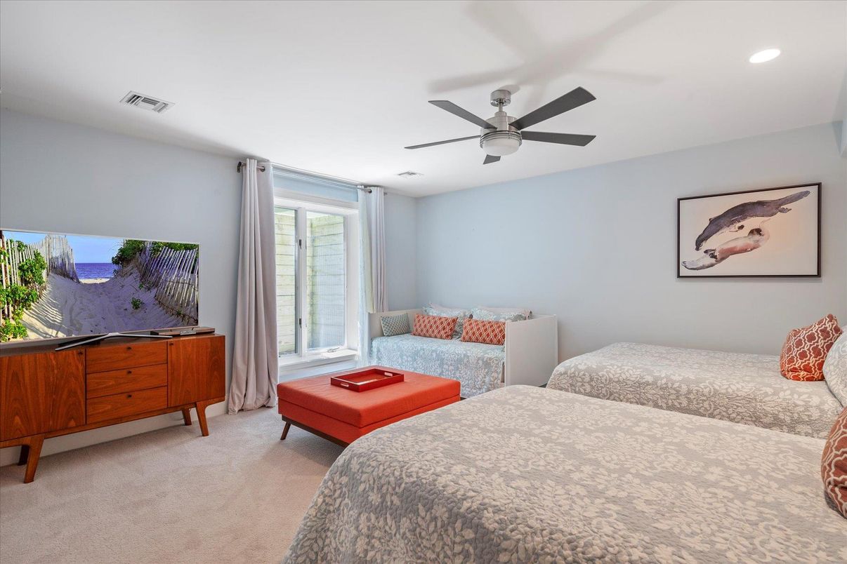 Bedroom, Interior, Recessed Lighting
