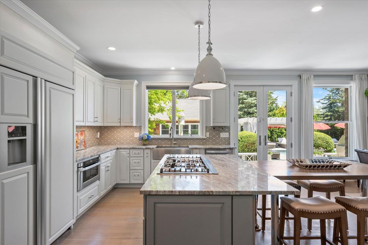 Interior, Kitchen, Pendant Lights, Recessed Lighting, Wood Texture Flooring