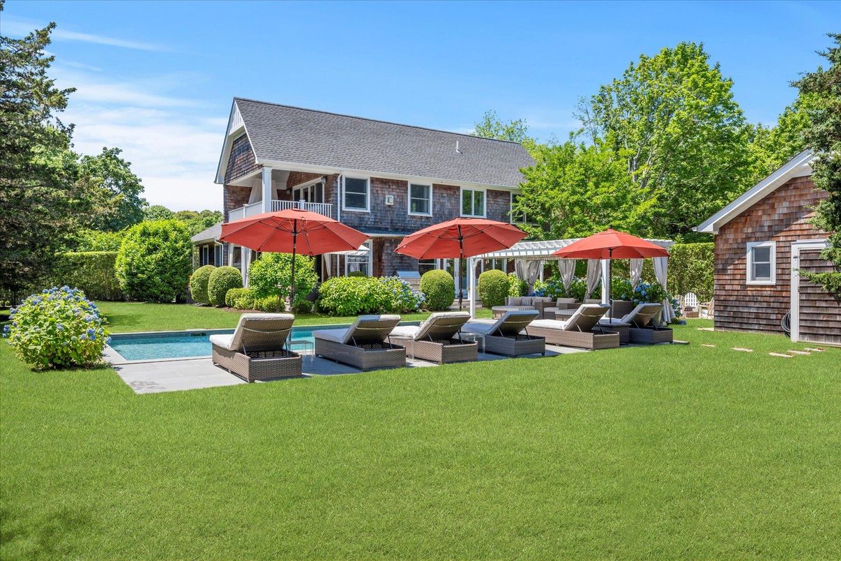 Backyard, Exterior, Pool