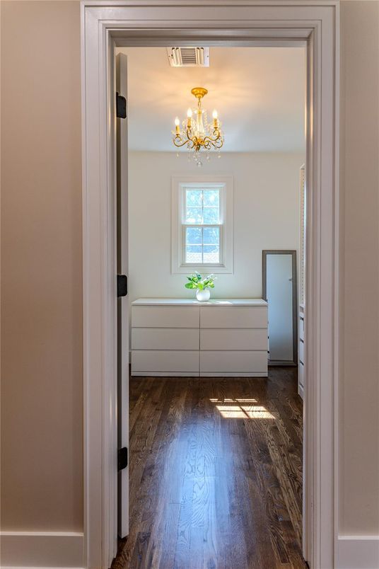 Chandelier, Interior, Wood Texture Flooring