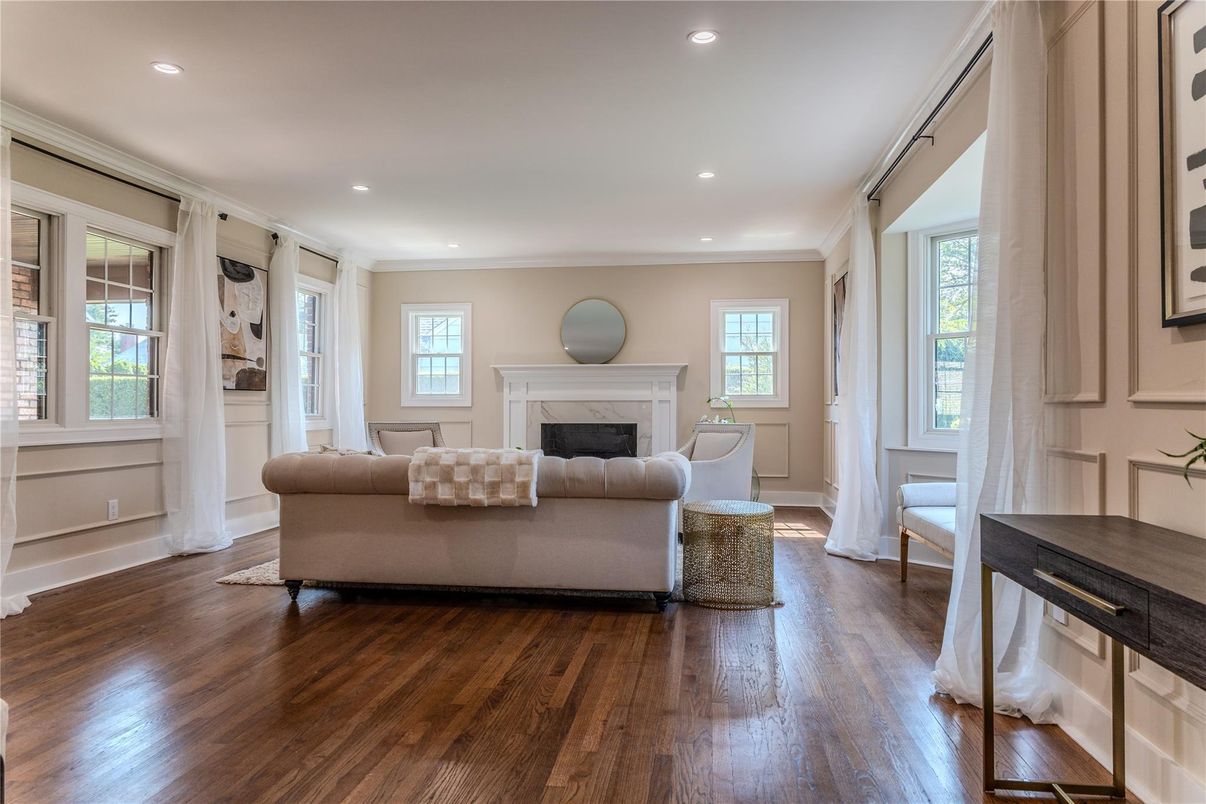 Fireplace, Interior, Living room, Recessed Lighting, Wood Texture Flooring