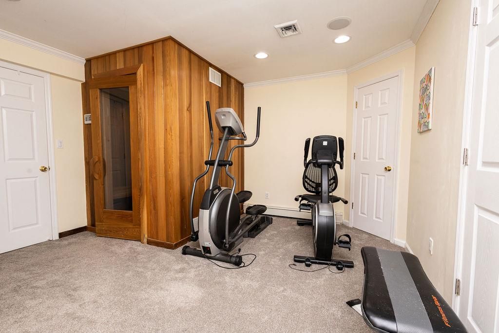 Fitness Equipment, Interior, Recessed Lighting